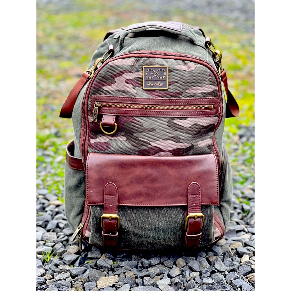 Itzy Ritzy Cole OG Camo diaper bag